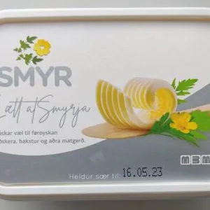 Smyr
