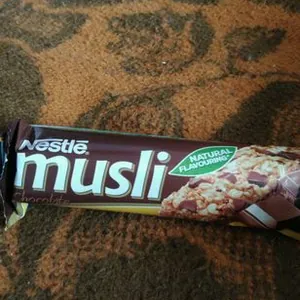 Nestle Musli Cereal Bar With Chocolate