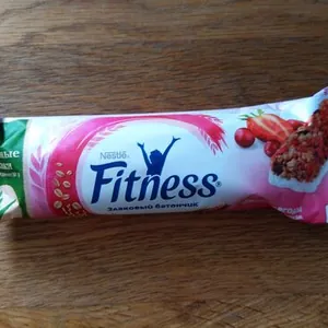 Злаковый батончик "fitness" спелые ягоды