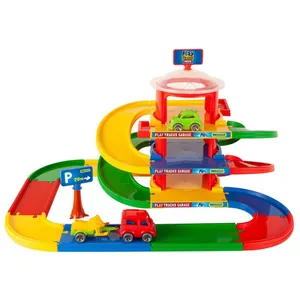 3-vånings garagelekset med fordon och tillbehör