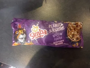 Peanuts & raisins
