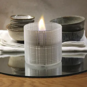 Lilly Bordslykta 8 Vit