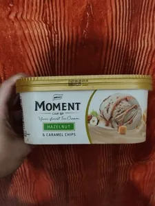 Ice cream Hazelnut and caramel chips