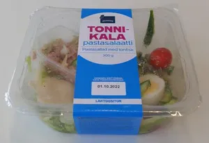 Tonnikala-pastasalaatti