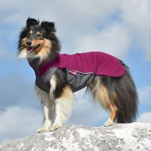 Pomppa Jumppa Fleecetäcke Hund Plum 85 cm