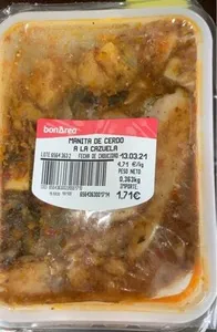 Manita de cerdo a la cazuela