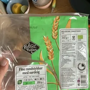 Fine Rundstykker Med Surdeig