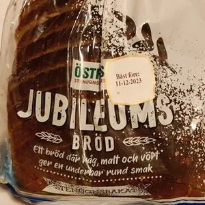 Stenugnsbakat jubileumsbröd