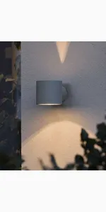 Konstsmide Modena vägglykta G9 round grå. 7342-300. Lackad aluminium