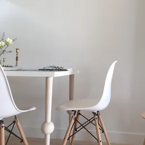 Otto 700 - Bordsben I Askträ