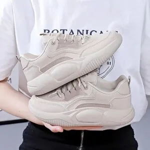 BEYIII2 Casual unisex skor Sommar par Vita skor Flygande vävda skor Mångsidiga sneakers Sport pappa skor 40 khaki