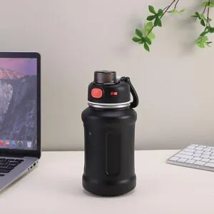 Binchi Outdoor Equipment 304 rostfritt stål stor kapacitet ton fat högt värde halm sportvattenkokare för män och kvinnor stor kapacitet mugg 600ml svart