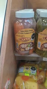 Cuero, oreja y trompa de cerdo y verduras en vinagre