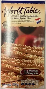 World table Galletas de hojaldre tipo banderillascon queso gouda y edam