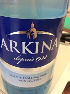 Eau minérale naturelle non gazeuse