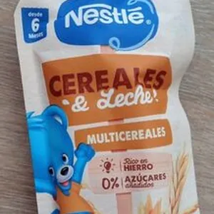 Cereales y leche Nestlé