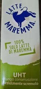 Latte UHT parzialmente scremato