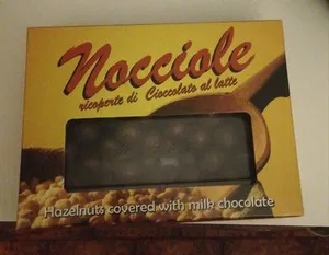 Noccioline ricoperte di cioccolato