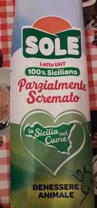 Latte UHT Parzialmente scremato Sole