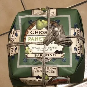 Panettone Pear and Chocolate