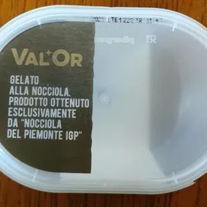 Gelato alla nocciola