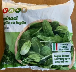 Spinaci foglia su foglia