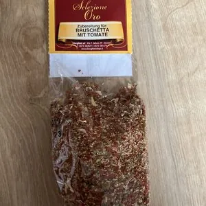 Selezione Oro - Zubereitung für Bruschetta mit Tomate