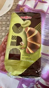 Cornetto farcito con pistacchio