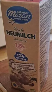 Teilentrahmte Heumilch