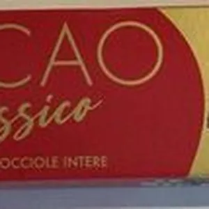 Macao gianduia con nocciole intere