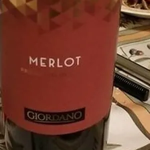 Vino rosso merlot