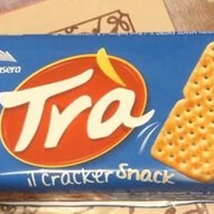 TRA cracker snack