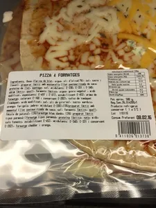 Pizza fresca al estilo artesanal