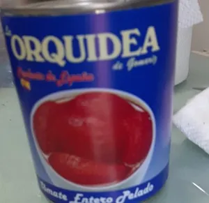 Tomate entero pelado