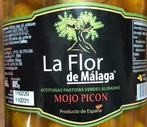 La  Aceituna partida verde aliñada mojo picón