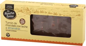 Turrón de chocolate con leche y almendras