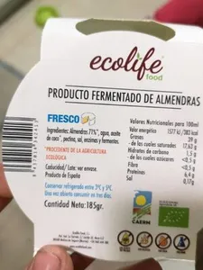 Producto fermentado de almendras