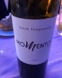 Vino Momentos