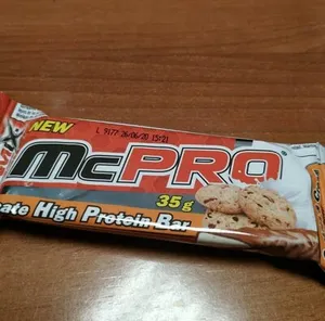McPRO protein bar