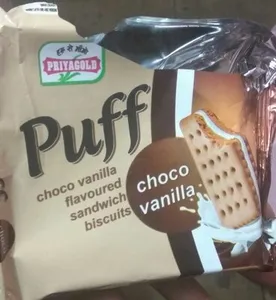 Puff choco vanilla flavoured sandwich biscuits
