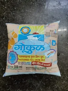 Pasteurised full cream milk