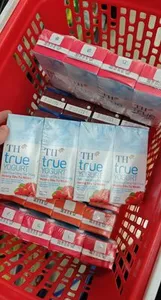 Sữa TH true yogurt vị Dâu 180