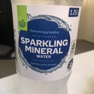 Sparkling mineral water