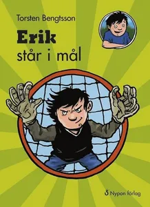 Erik står i mål